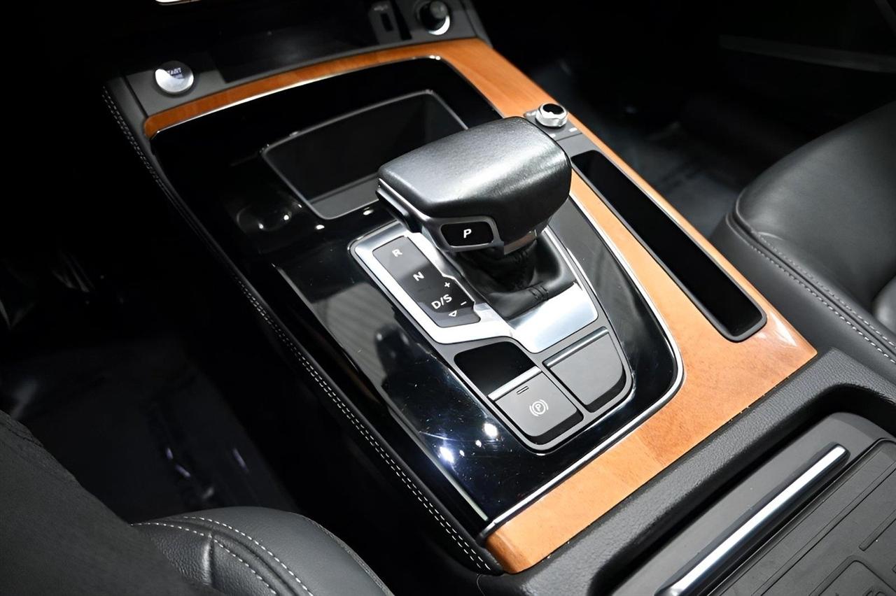 Audi Q5 Premium Plus 45 TFSI quattro 2021