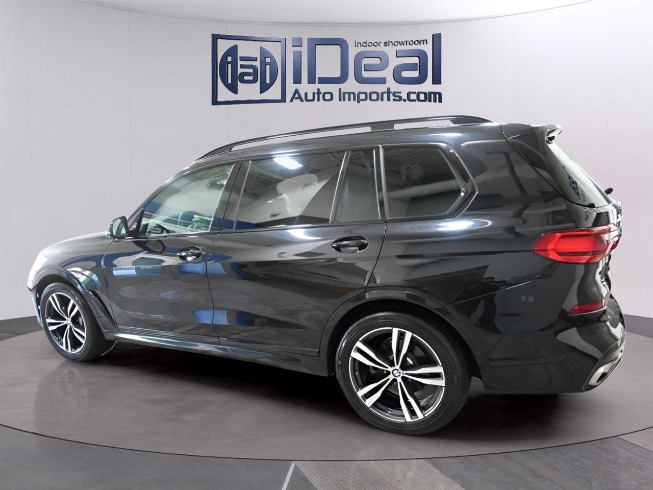 BMW X7 xDrive40i Sports Activity Vehicle 2020