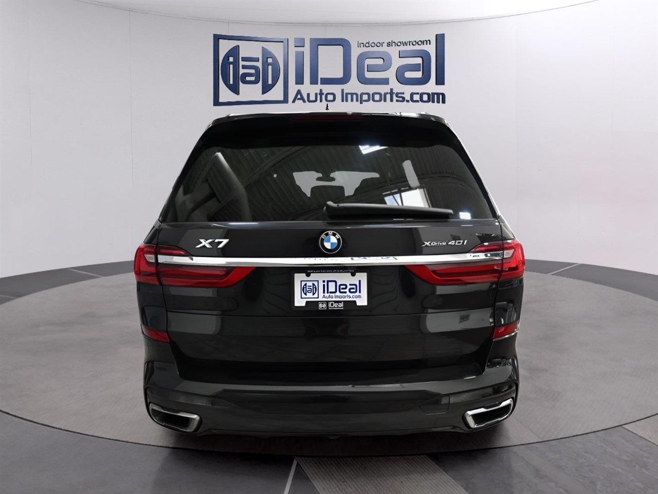 BMW X7 xDrive40i Sports Activity Vehicle 2020
