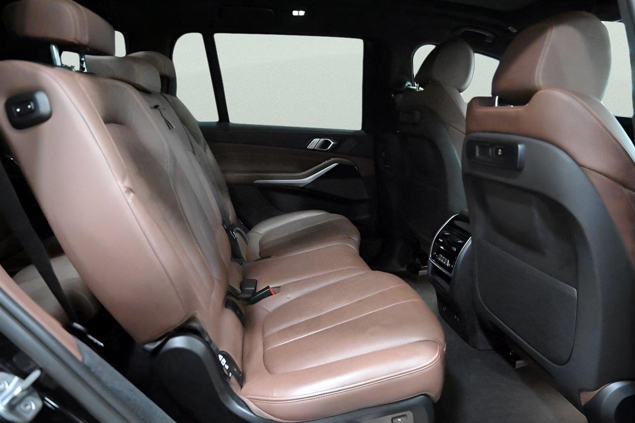 BMW X7 xDrive40i Sports Activity Vehicle 2020