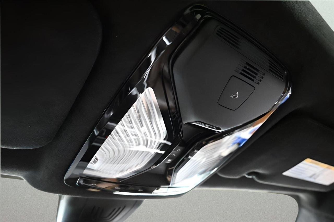 BMW X7 xDrive40i Sports Activity Vehicle 2020