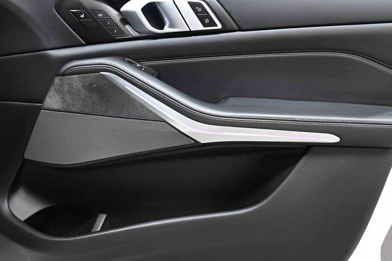 BMW X5 xDrive50i Sports Activity Vehicle 2019