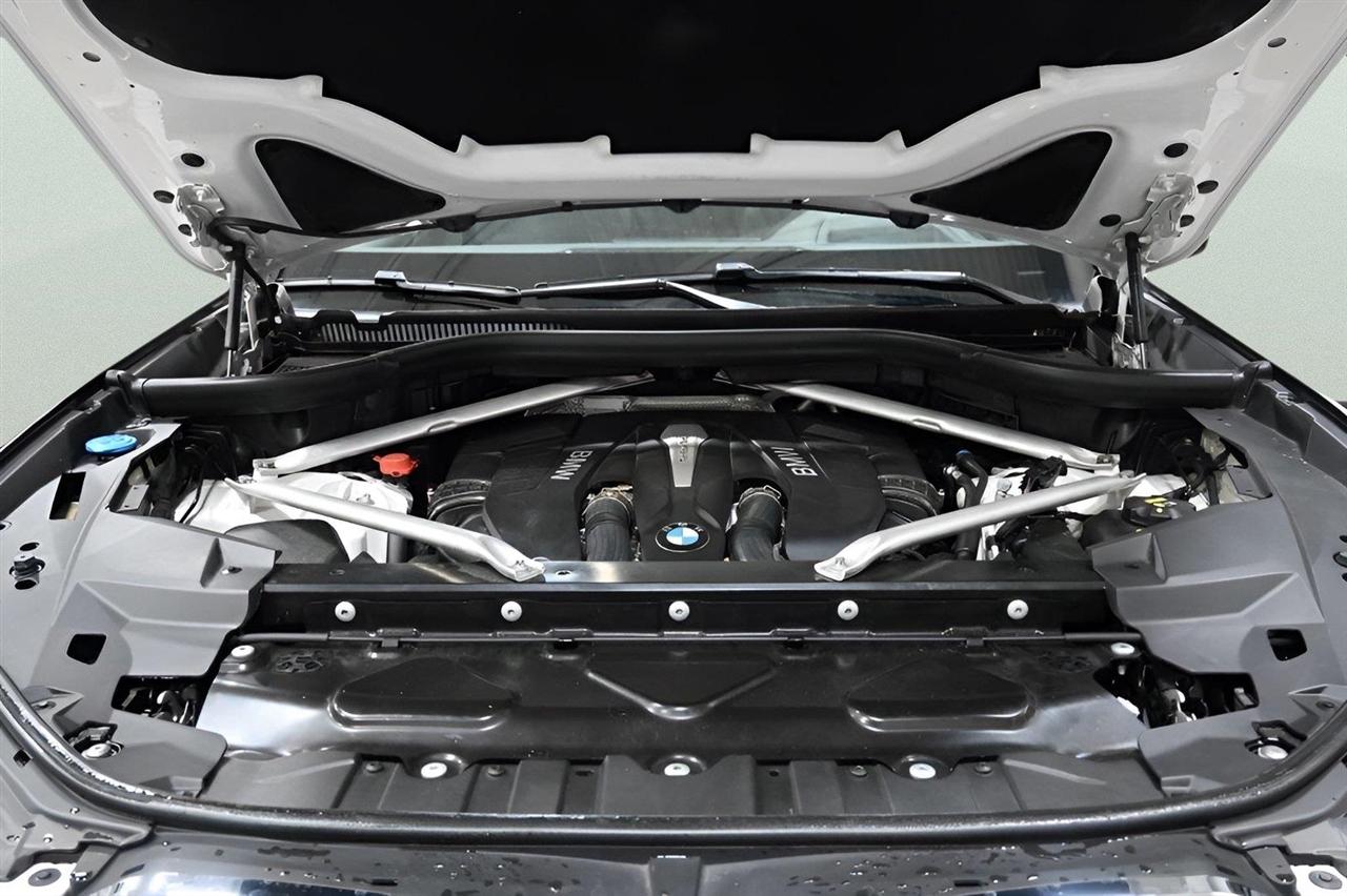 BMW X5 xDrive50i Sports Activity Vehicle 2019
