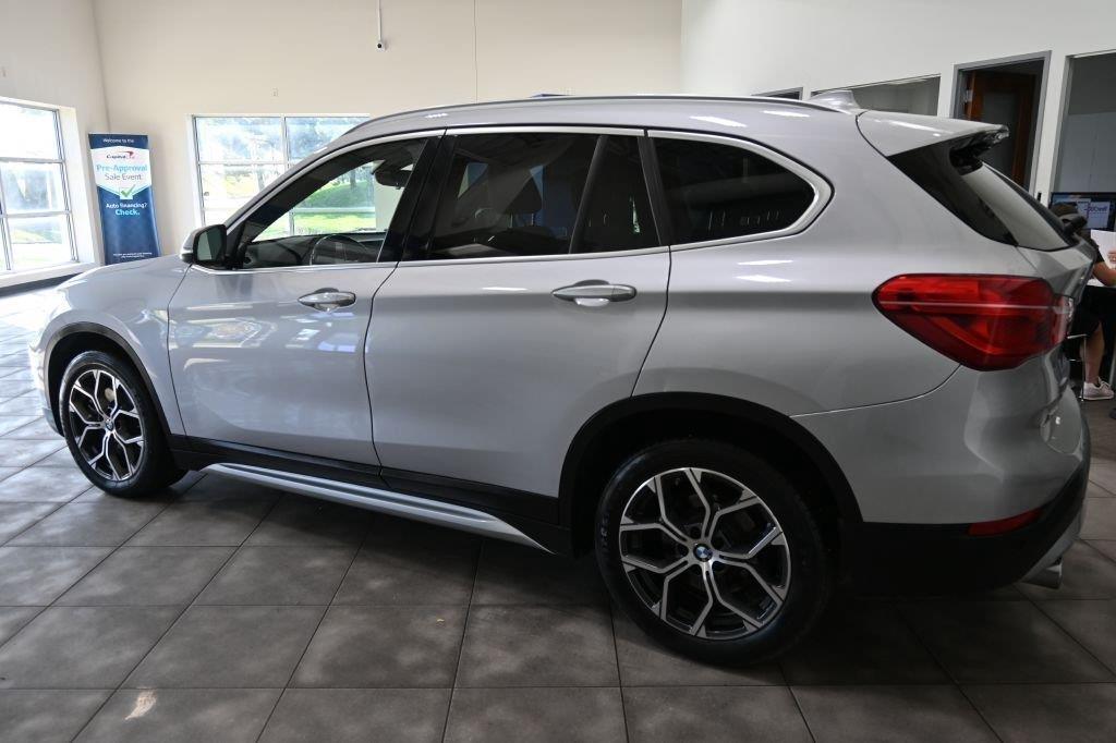 BMW X1 xDrive28i Sports Activity Vehicle 2021