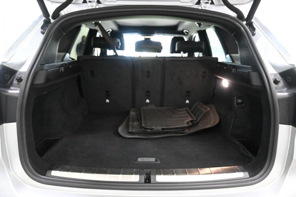 BMW X1 xDrive28i Sports Activity Vehicle 2021