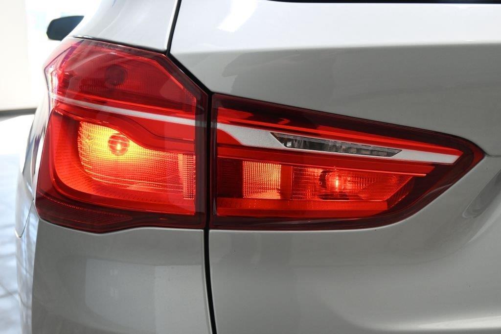 BMW X1 xDrive28i Sports Activity Vehicle 2021