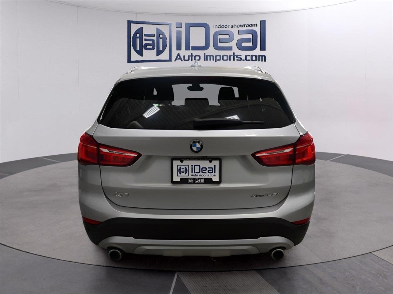 BMW X1 xDrive28i Sports Activity Vehicle 2021