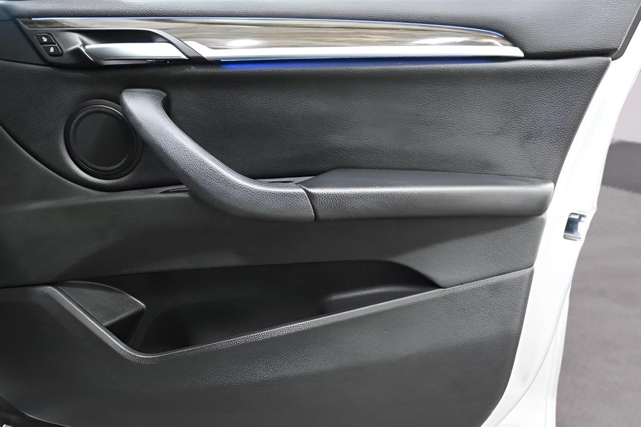 BMW X1 xDrive28i Sports Activity Vehicle 2021