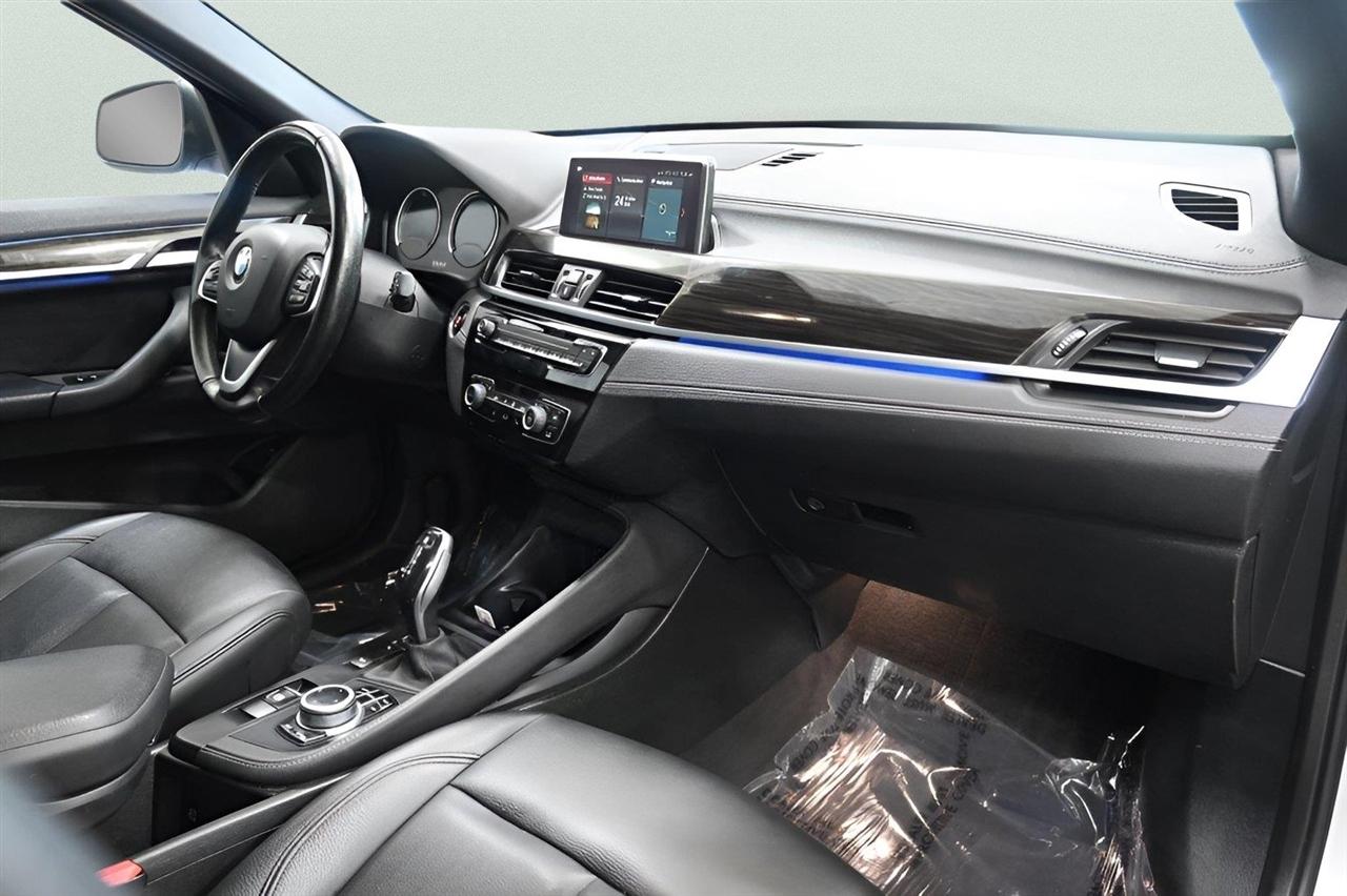 BMW X1 xDrive28i Sports Activity Vehicle 2021