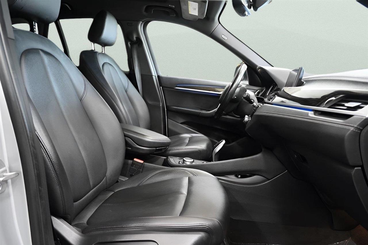 BMW X1 xDrive28i Sports Activity Vehicle 2021