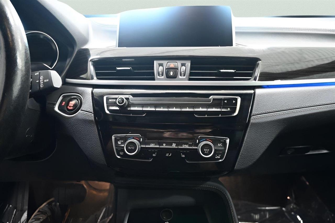 BMW X1 xDrive28i Sports Activity Vehicle 2021