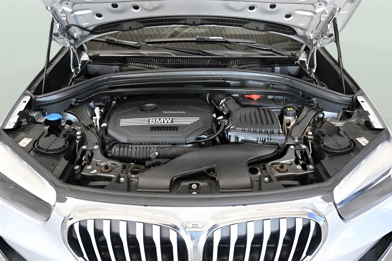BMW X1 xDrive28i Sports Activity Vehicle 2021