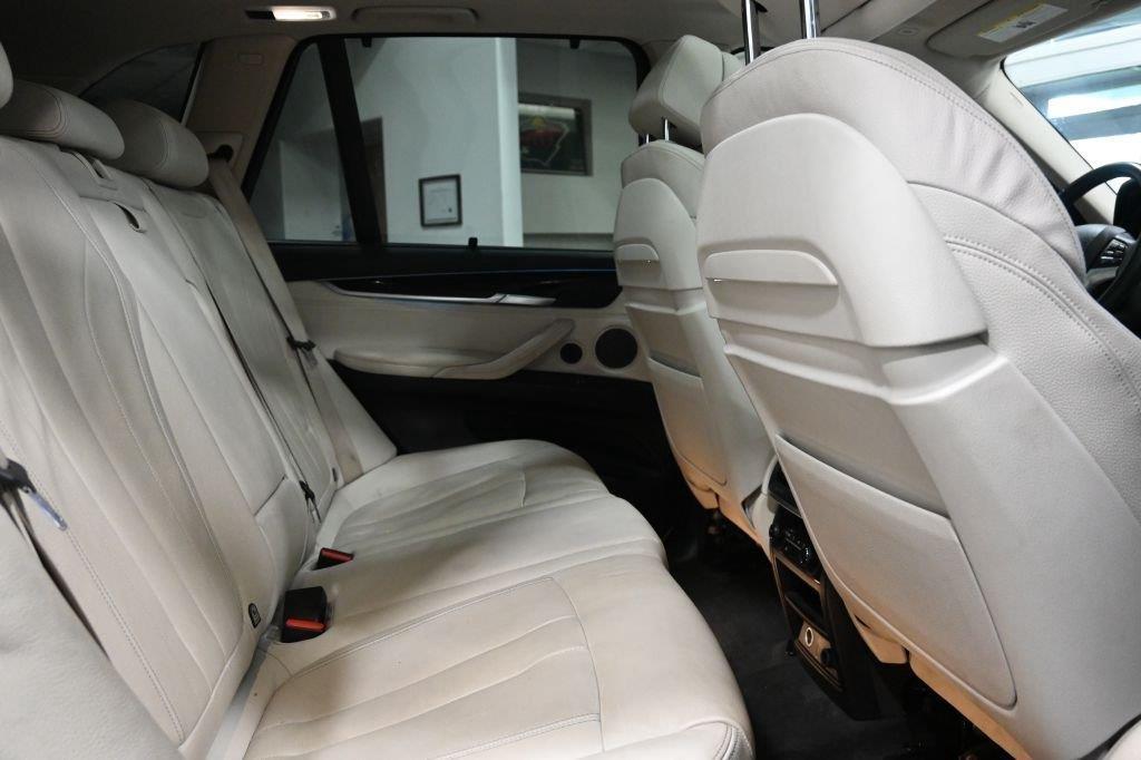 BMW X5 AWD 4dr xDrive50i 2015