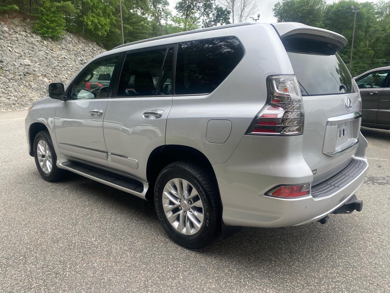 Lexus GX 460 Base 2019