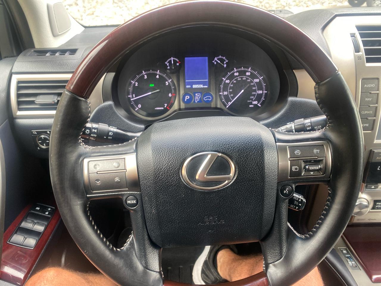 Lexus GX 460 Base 2019