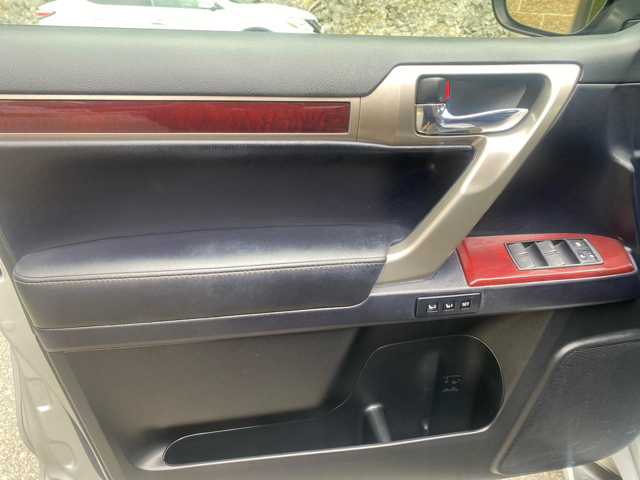 Lexus GX 460 Base 2019