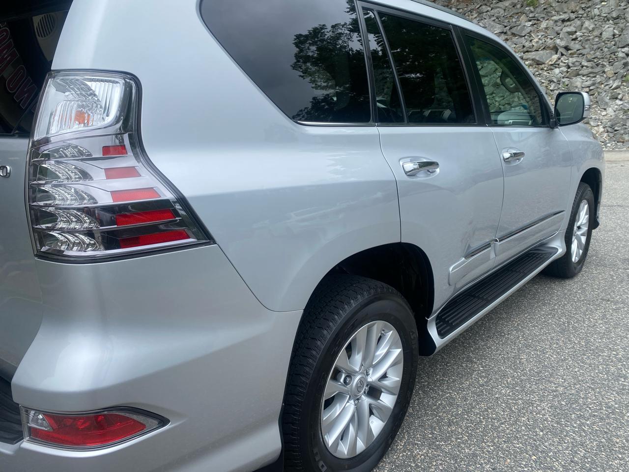 Lexus GX 460 Base 2019