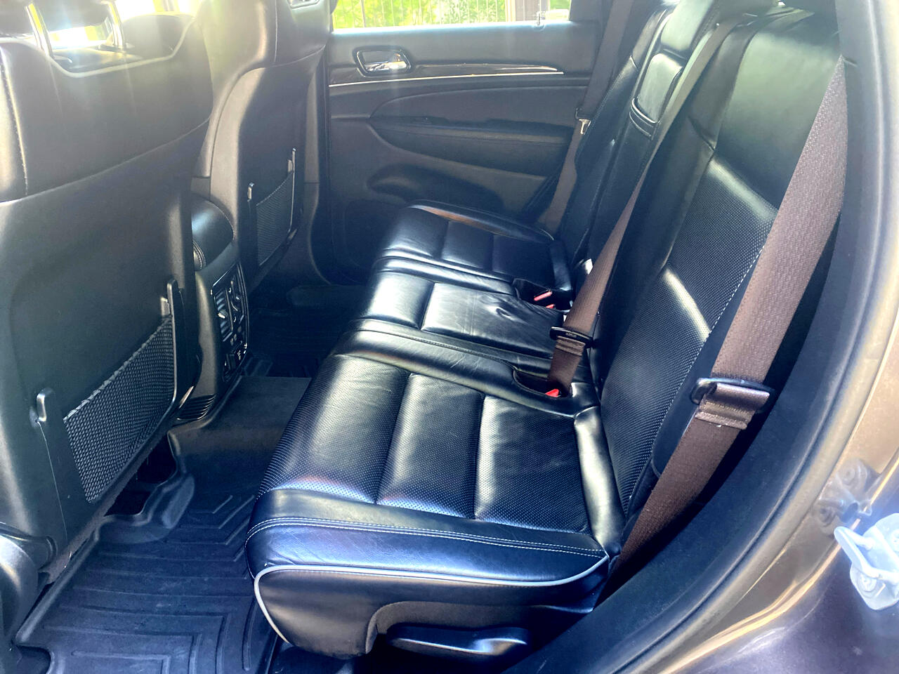 Jeep Grand Cherokee Overland 4WD 2020 Jeep Grand Cherokee Overland 4WD 2020