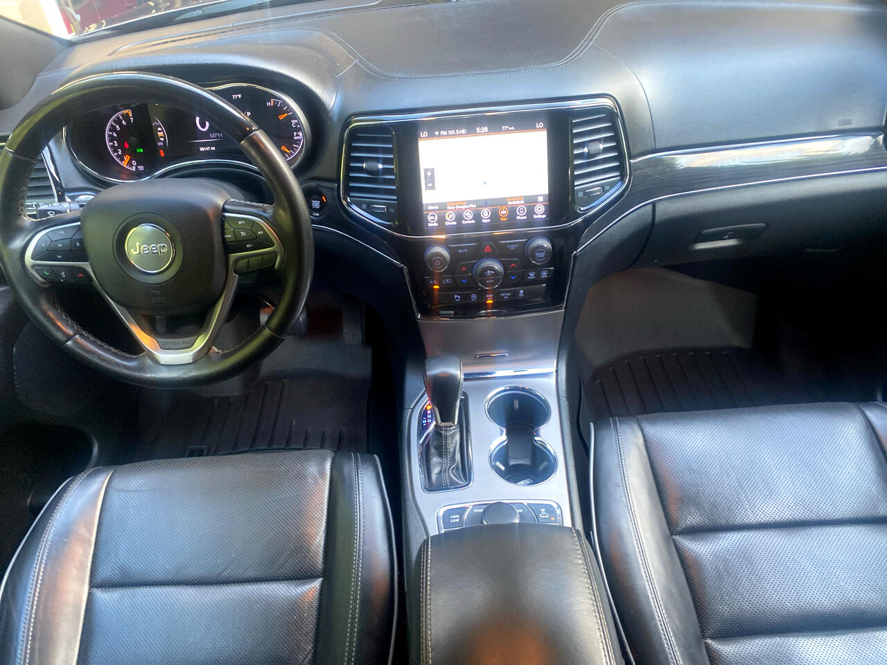 Jeep Grand Cherokee Overland 4WD 2020 Jeep Grand Cherokee Overland 4WD 2020