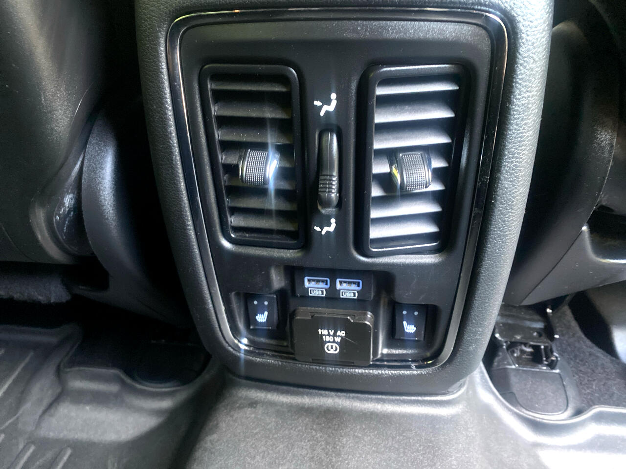 Jeep Grand Cherokee Overland 4WD 2020 Jeep Grand Cherokee Overland 4WD 2020