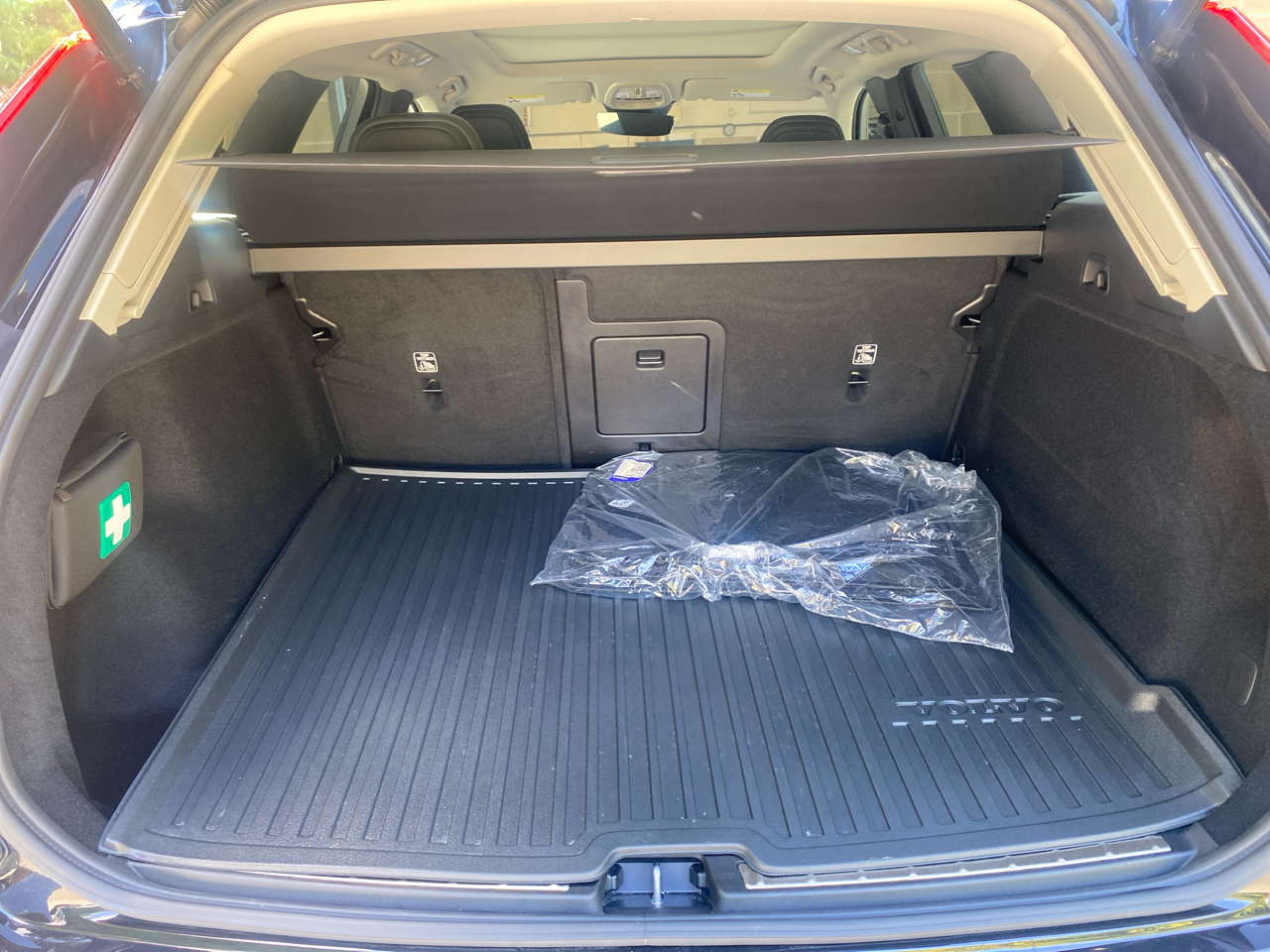 2024 Volvo XC60 B5 Plus photo 21