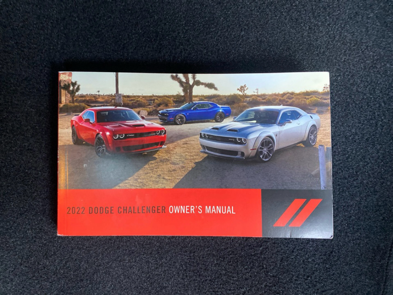 2022 Dodge Challenger SXT AWD photo 22