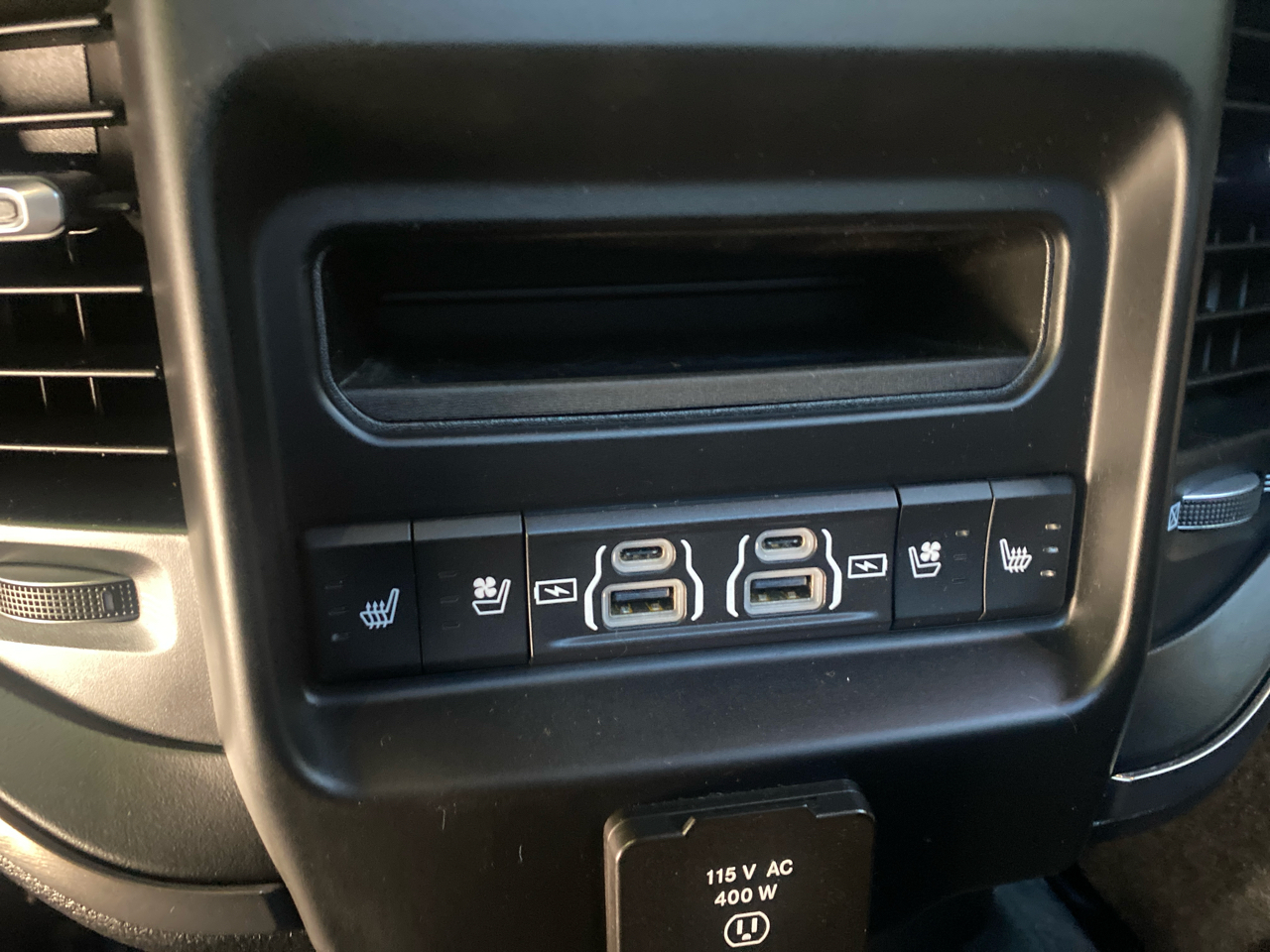 2021 Ram 1500 Limited photo 8