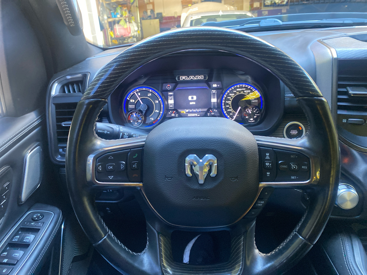2021 Ram 1500 Limited photo 9