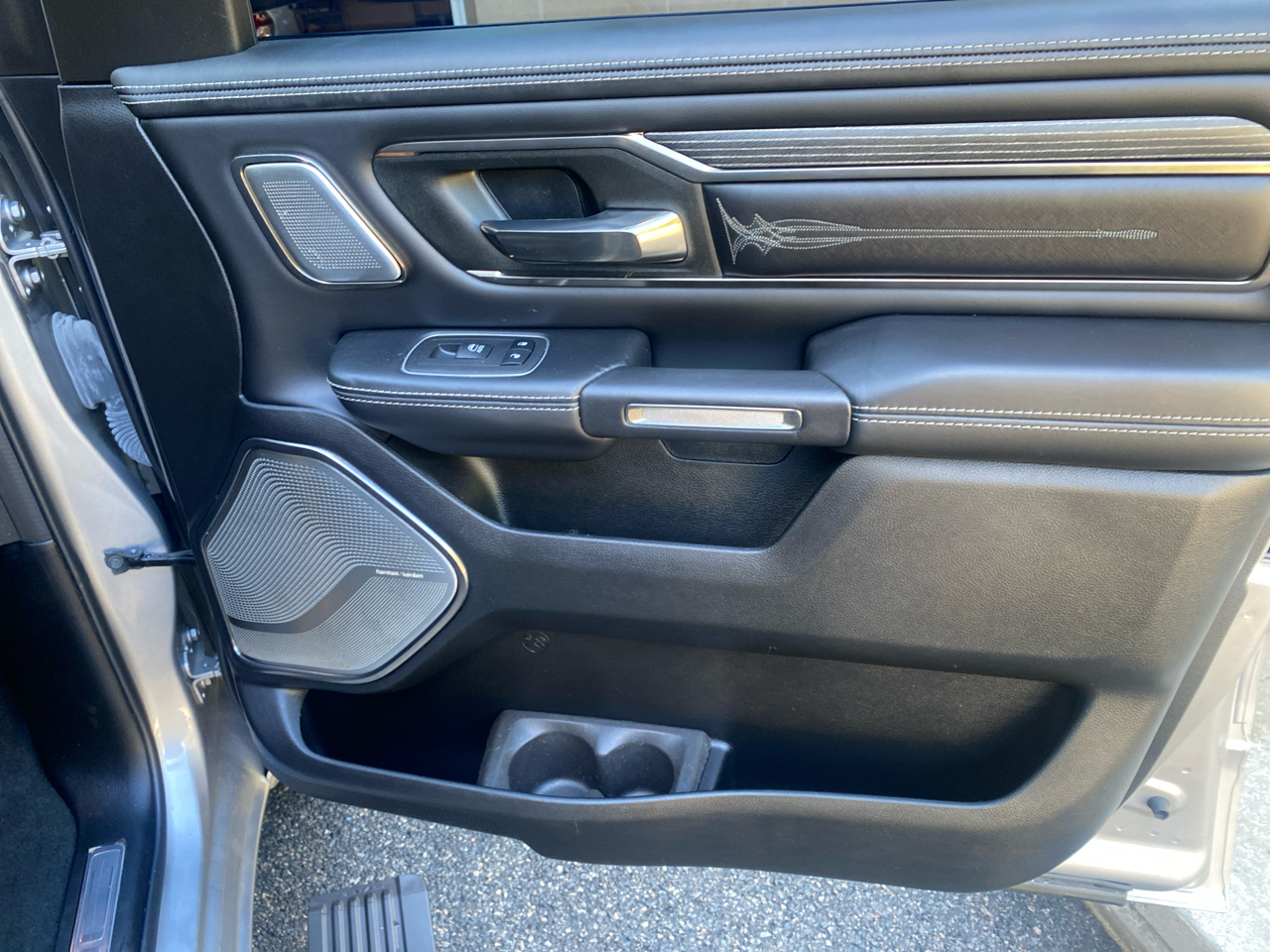 2021 Ram 1500 Limited photo 26