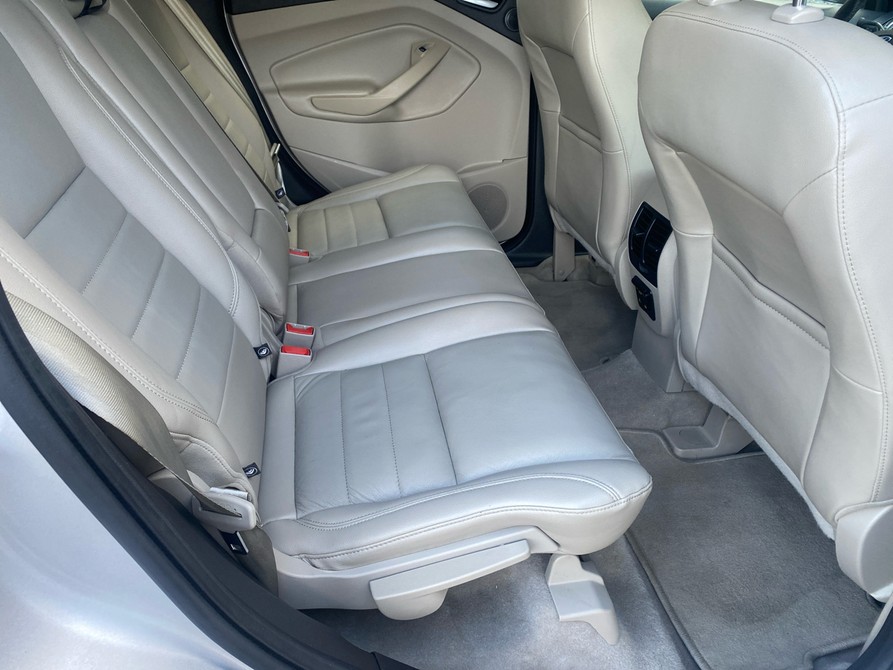 2015 Ford Escape Titanium photo 4