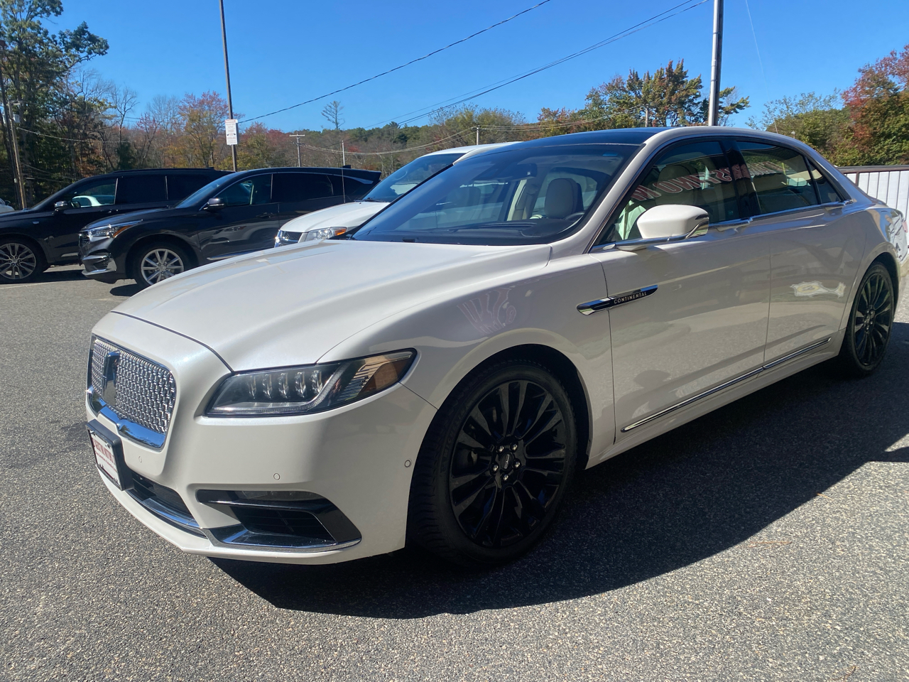 2018 Lincoln Continental Black Label photo 4
