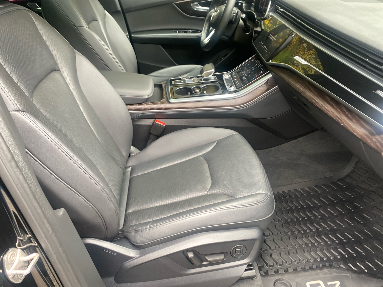 Audi Q7 Premium Plus 55 TFSI quattro 2022 Audi Q7 Premium Plus 55 TFSI quattro 2022