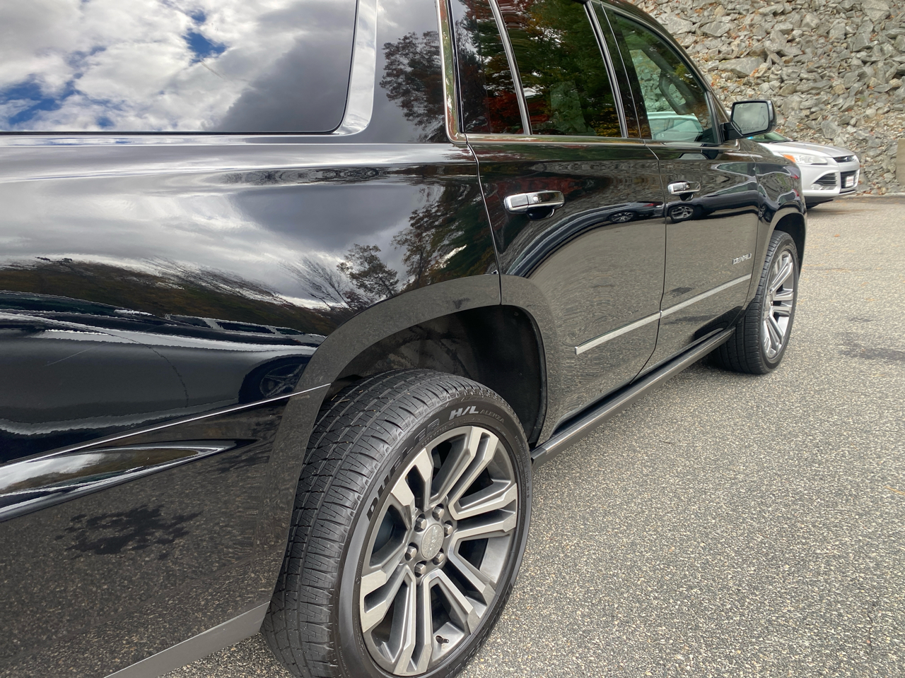 GMC Yukon Denali 4WD 2020 GMC Yukon Denali 4WD 2020