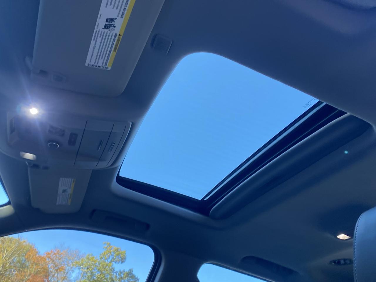 GMC Yukon Denali 4WD 2020