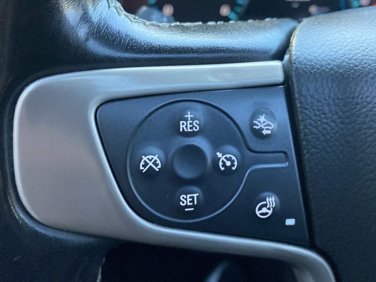 GMC Yukon Denali 4WD 2020