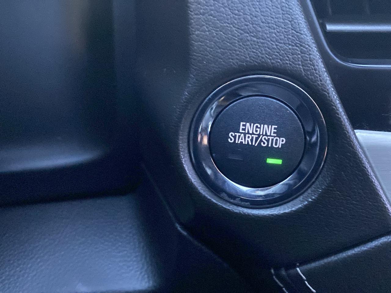 GMC Yukon Denali 4WD 2020