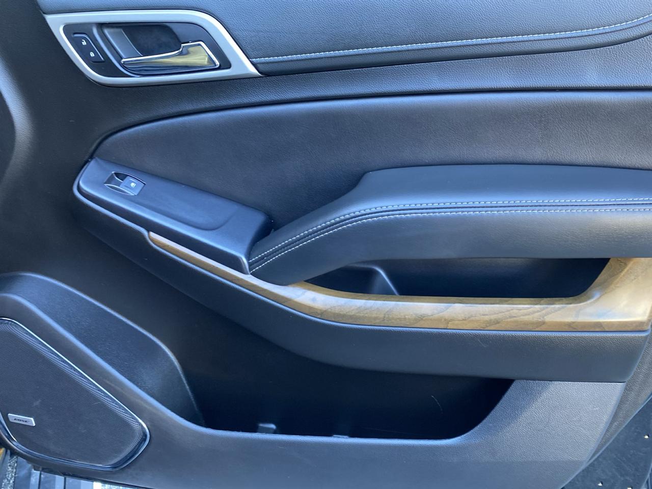 GMC Yukon Denali 4WD 2020