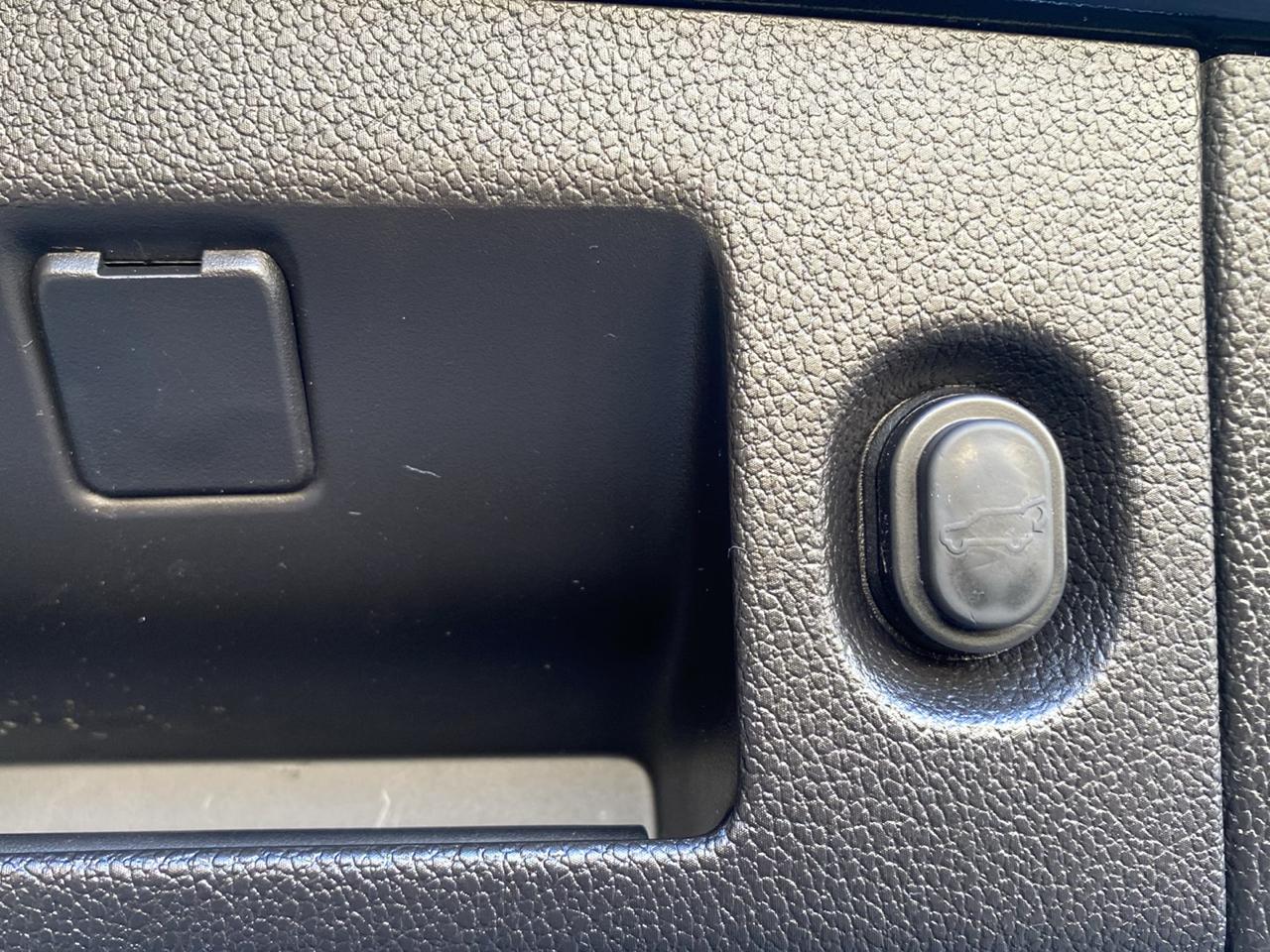 GMC Yukon Denali 4WD 2020