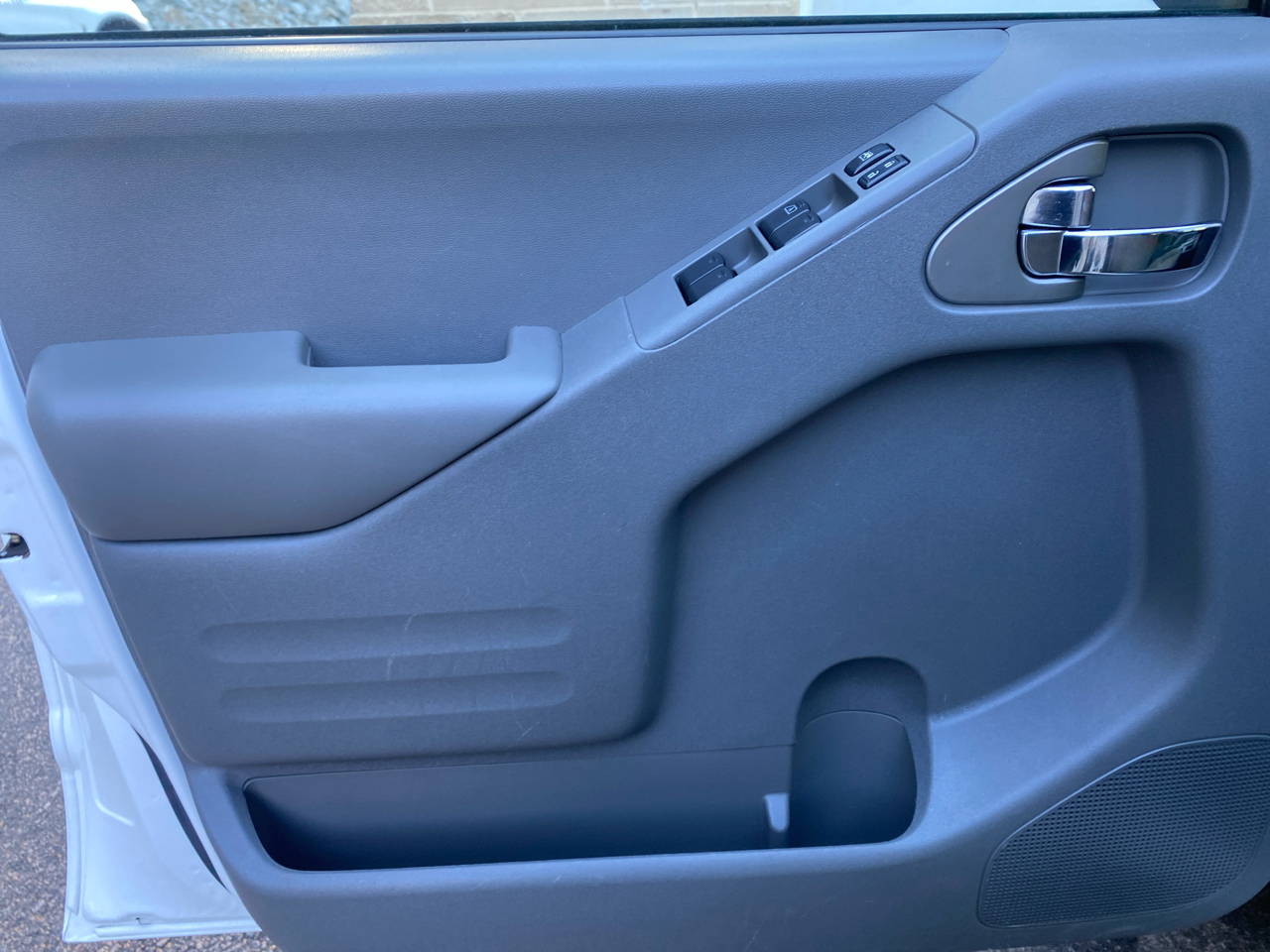 Nissan Frontier SL Crew Cab 5AT 4WD 2019