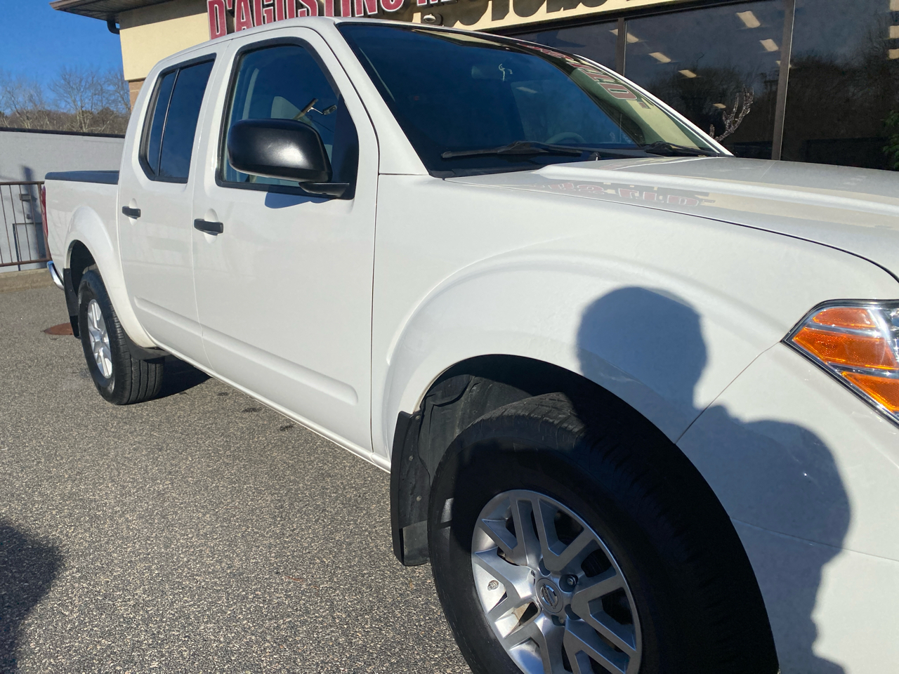 Nissan Frontier SL Crew Cab 5AT 4WD 2019