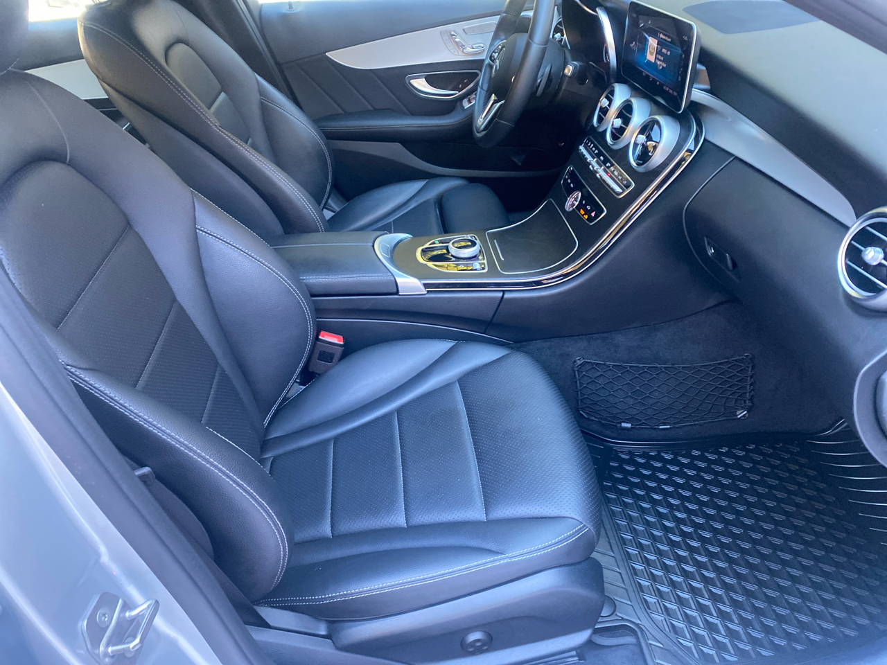 Mercedes-Benz C-Class C300 4MATIC Sedan 2020