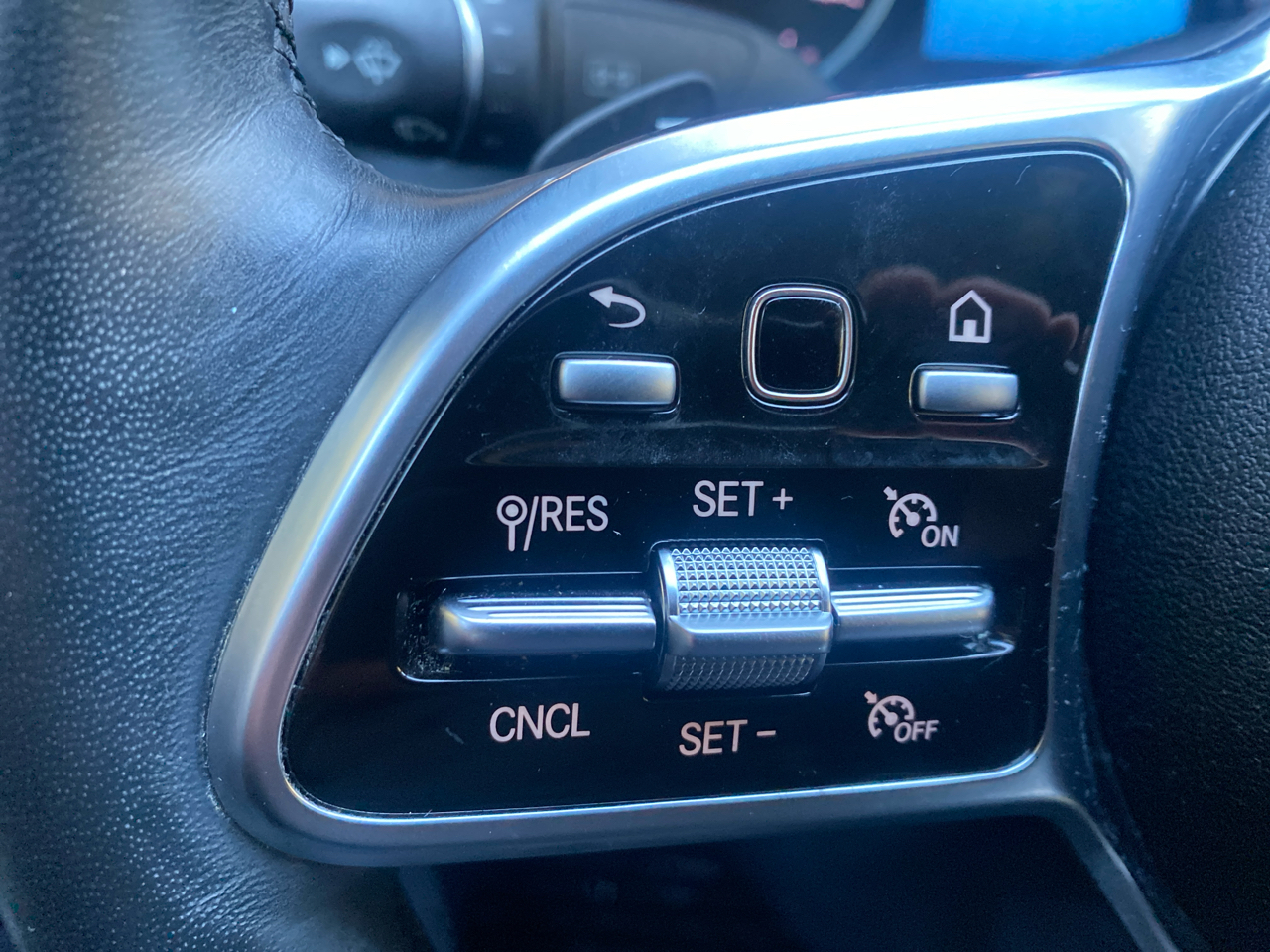 Mercedes-Benz C-Class C300 4MATIC Sedan 2020