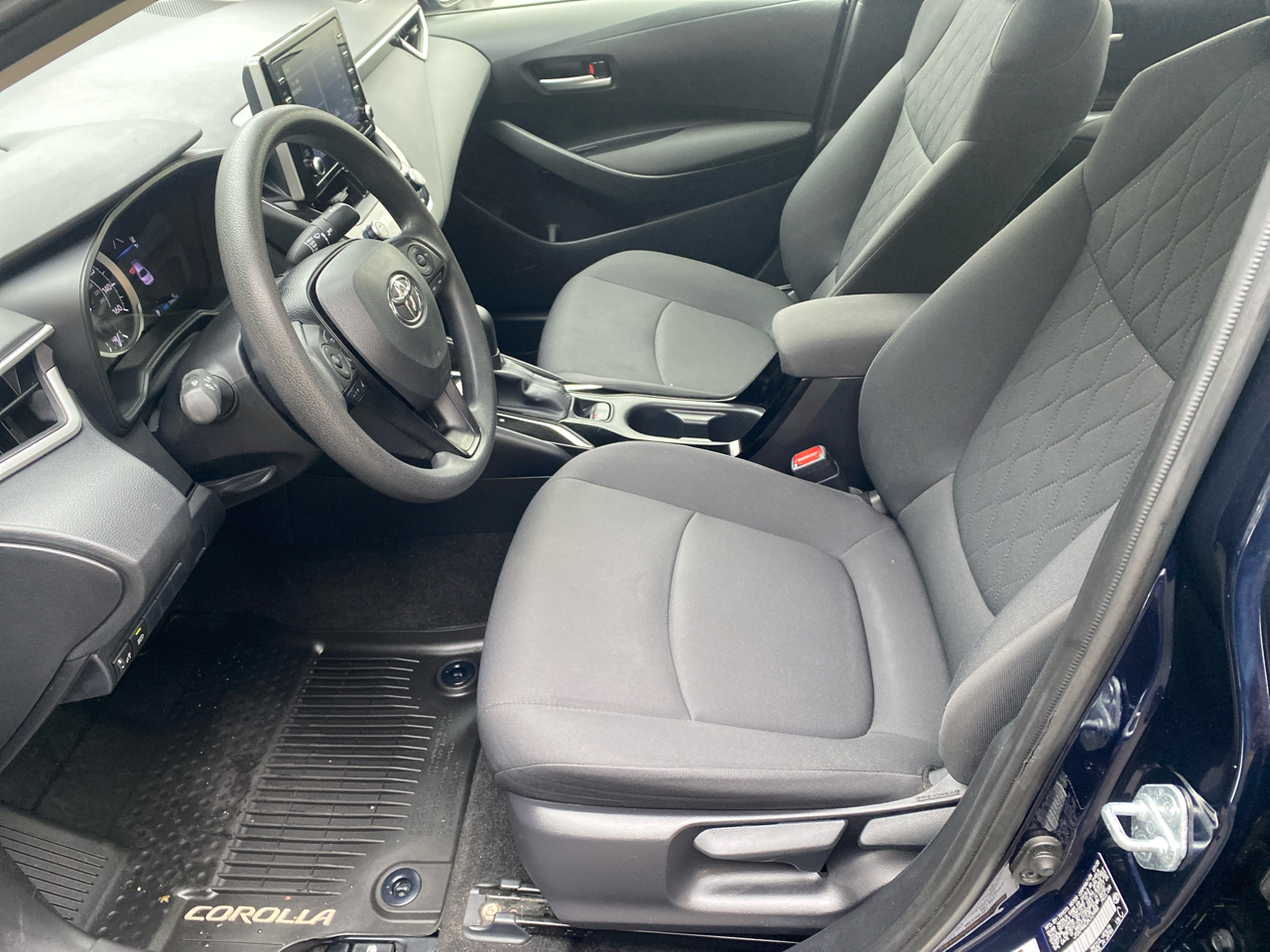 Toyota Corolla LE 2021