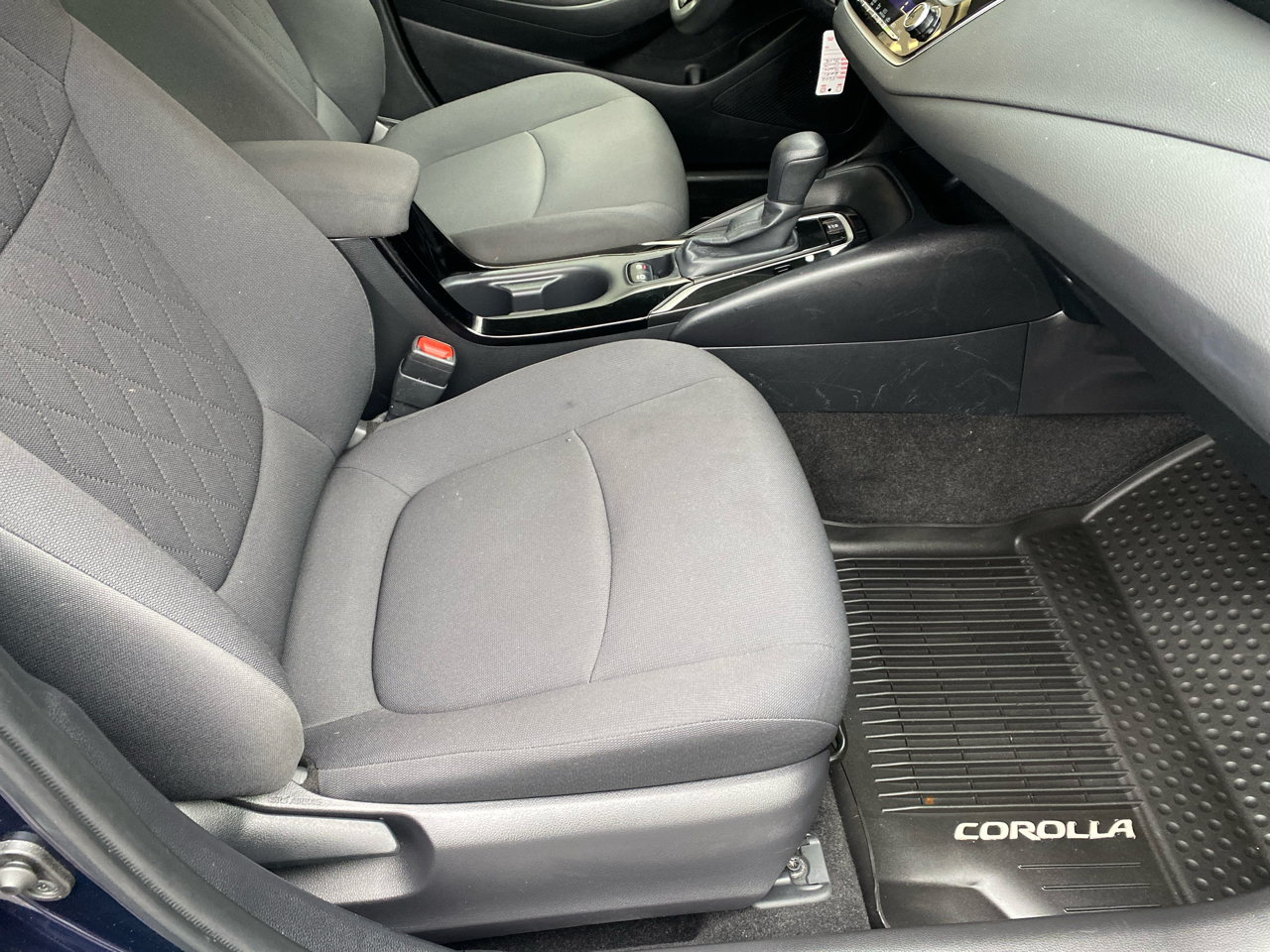 Toyota Corolla LE 2021