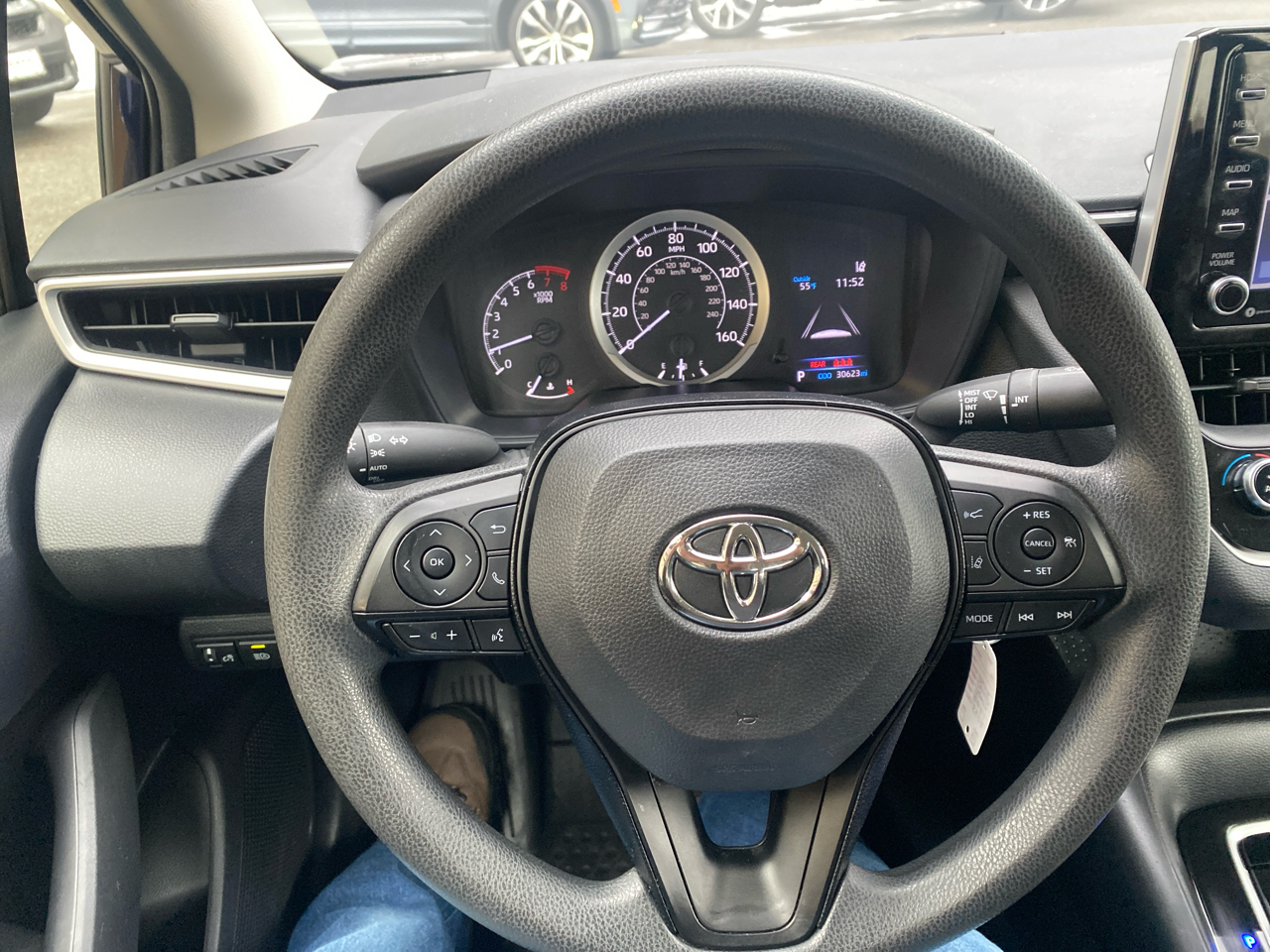 Toyota Corolla LE 2021