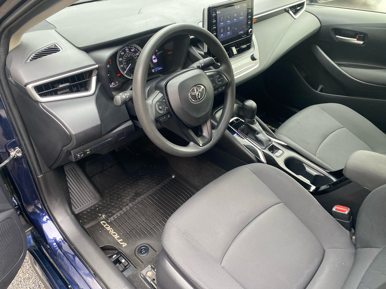 Toyota Corolla LE 2021