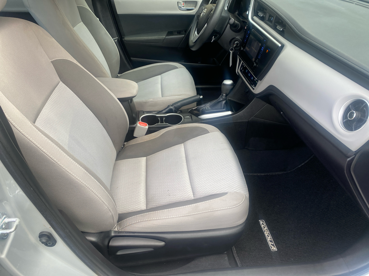 Toyota Corolla L CVT 2018