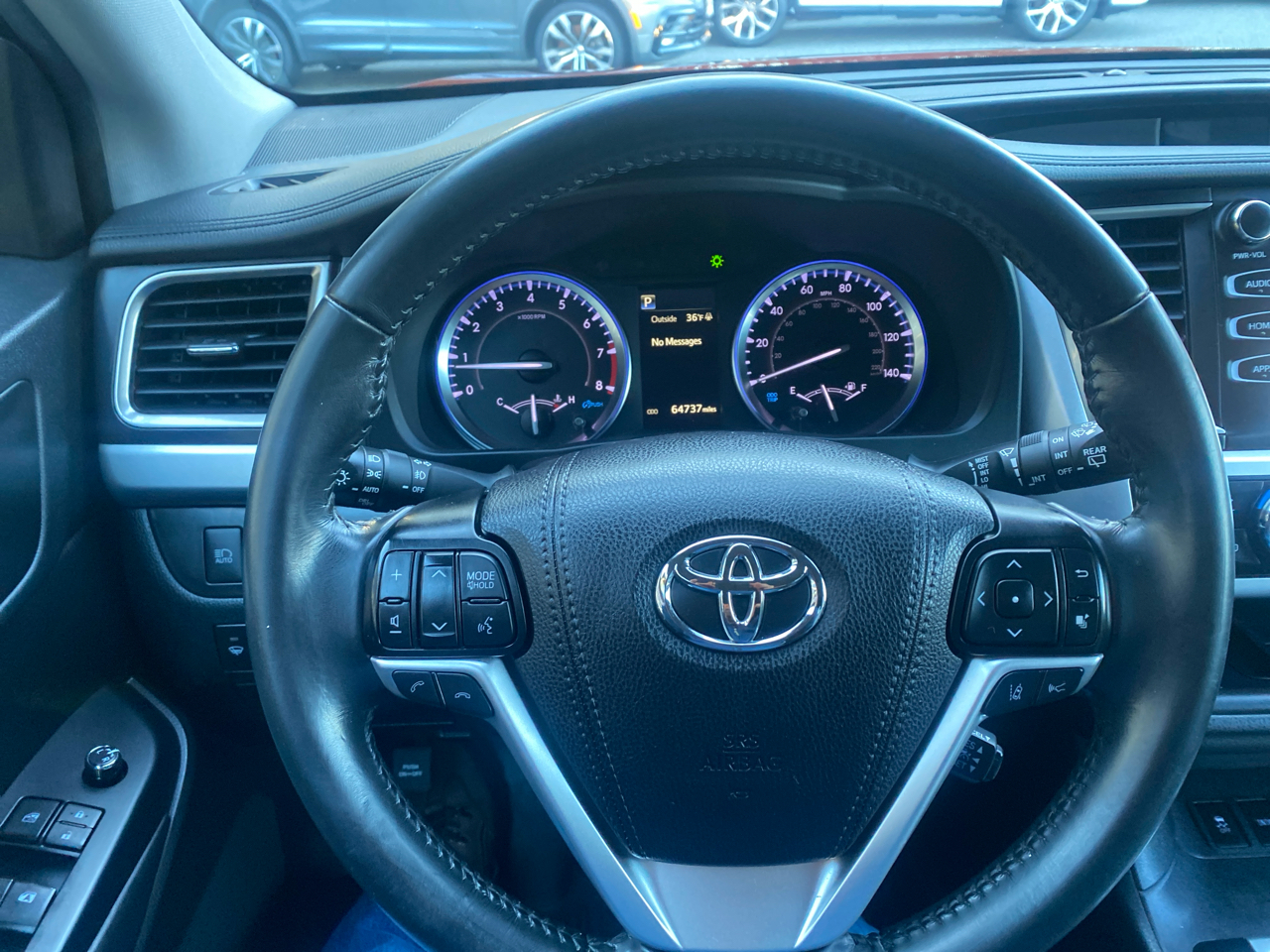 Toyota Highlander SE AWD V6 2019