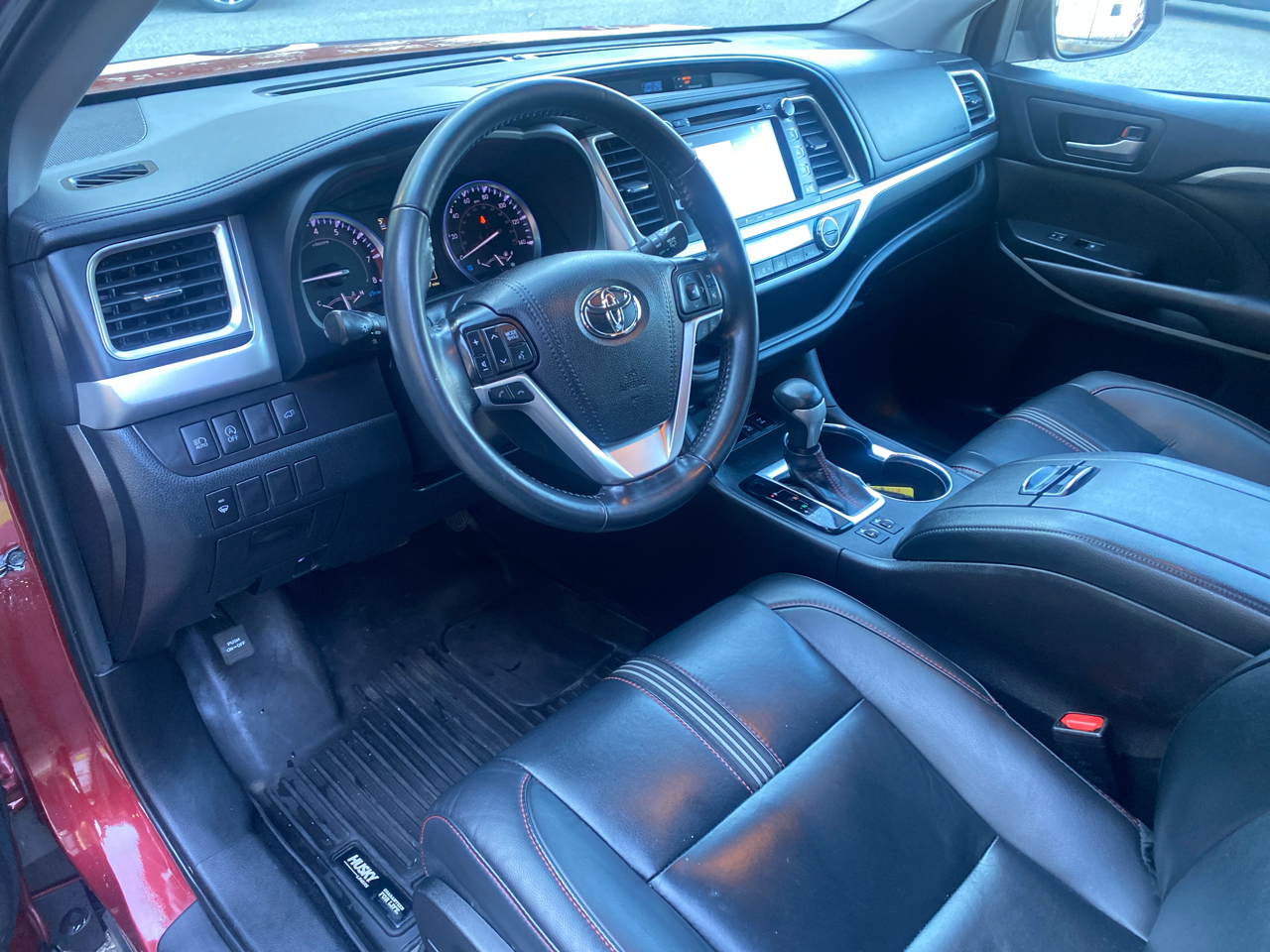 Toyota Highlander SE AWD V6 2019