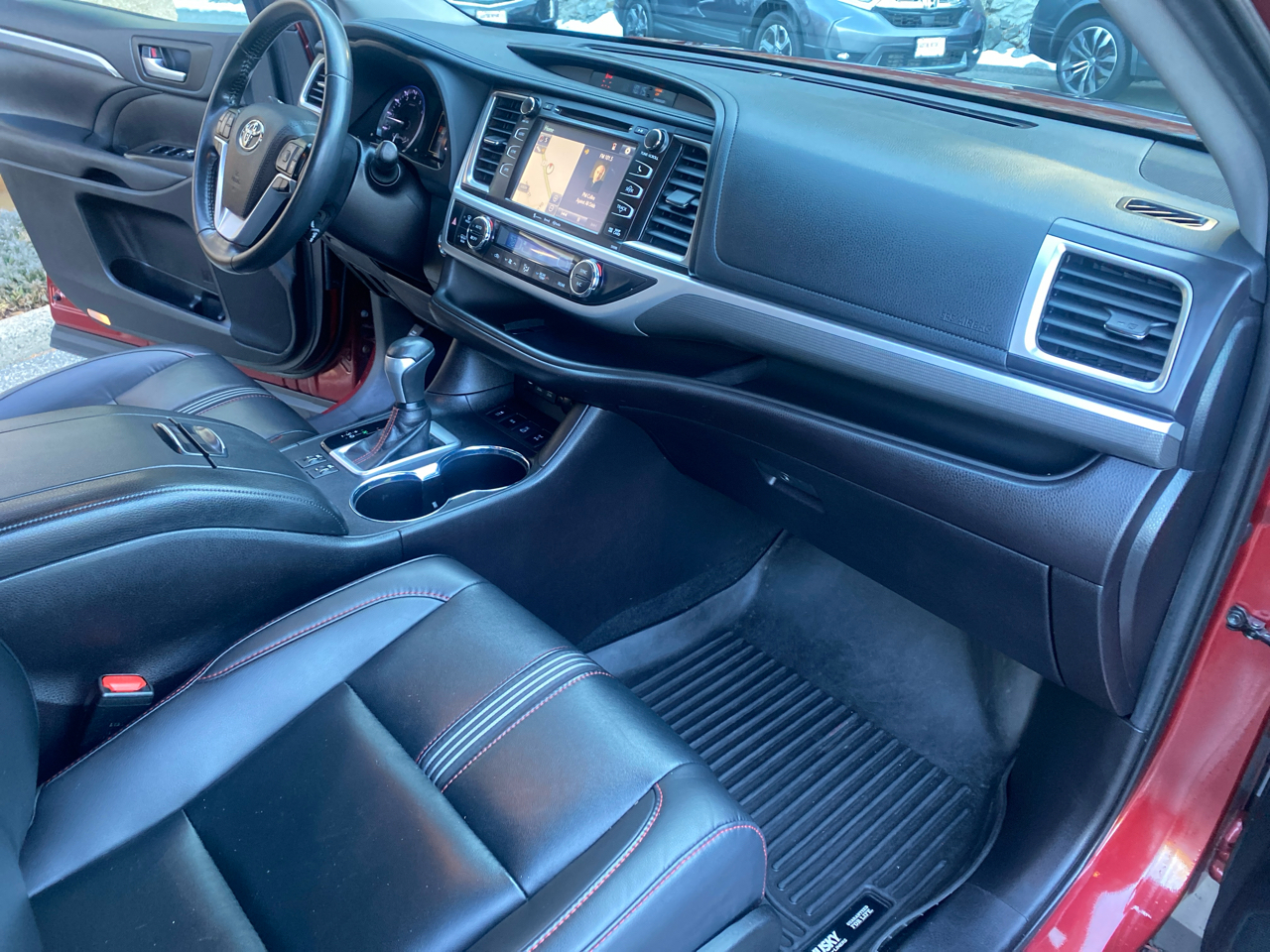 Toyota Highlander SE AWD V6 2019